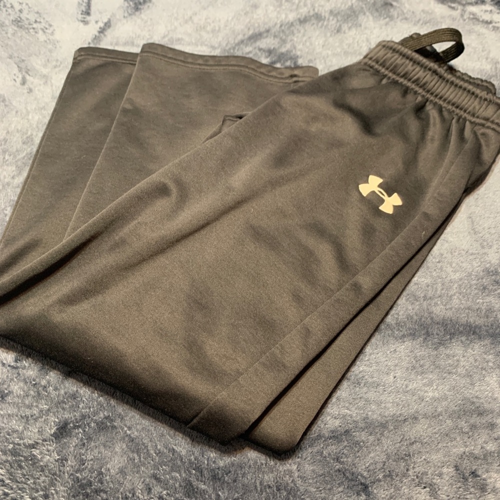 Black under armor sweat pants
